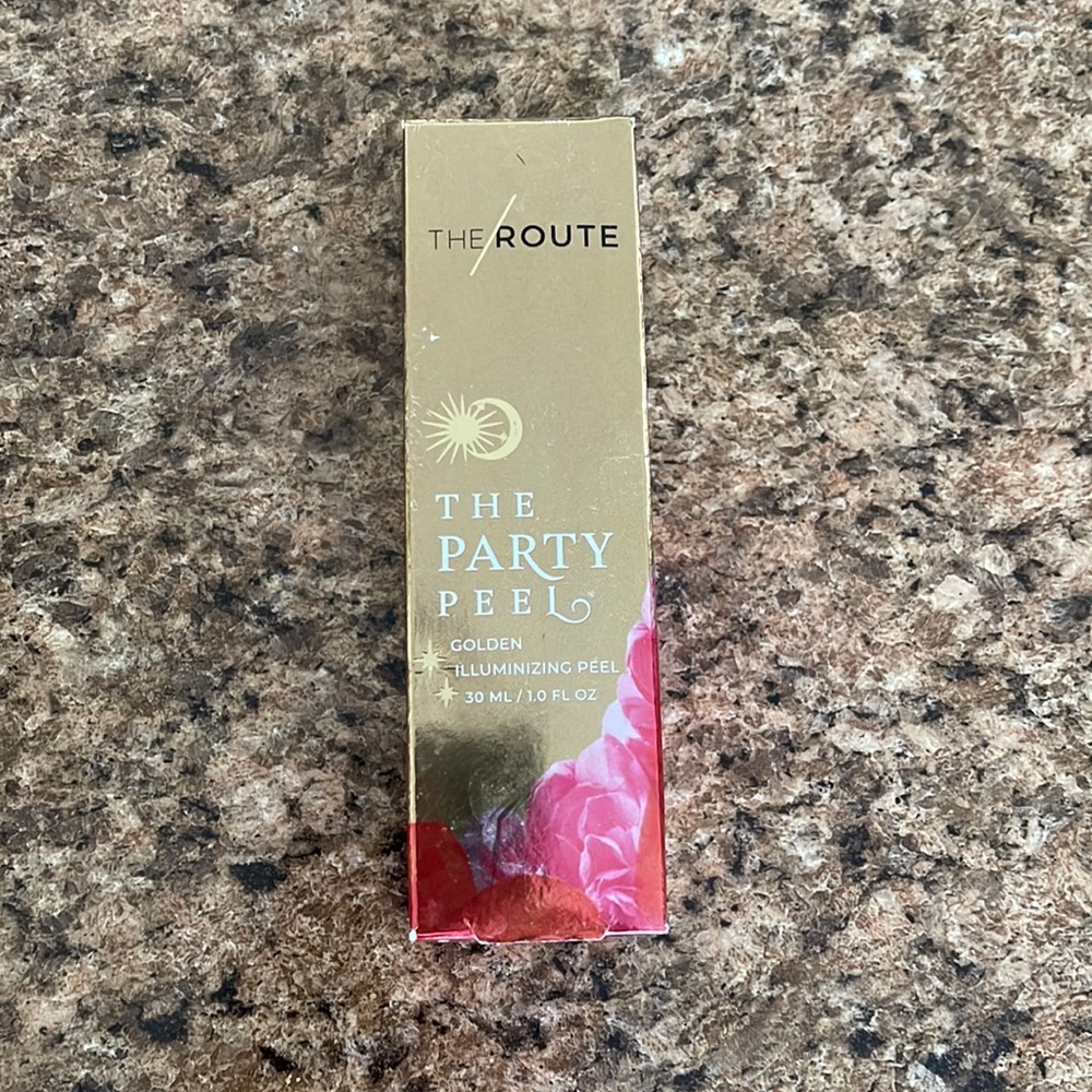 NWT The Party Peel